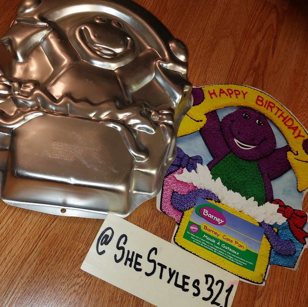 Barney Cake Pan